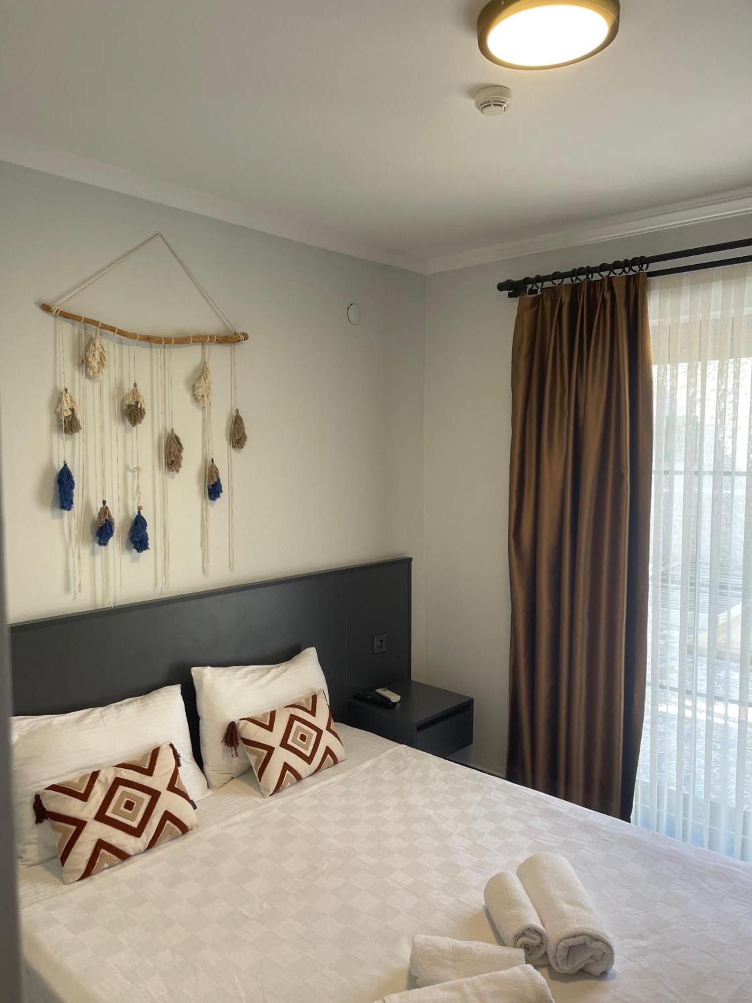 Mara Koeyici Bed & Breakfast Чесме Екстериор снимка